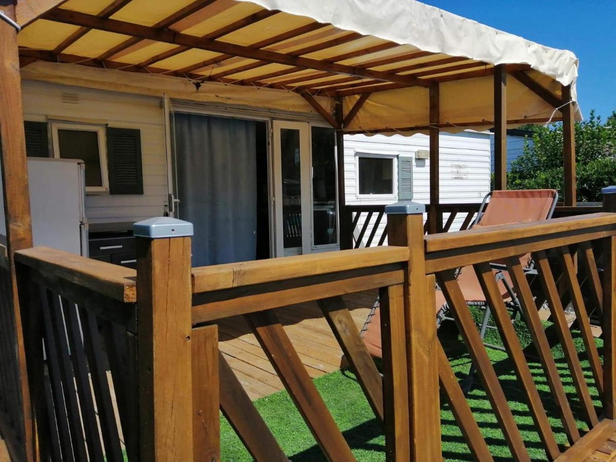 Vacances Familiales Dans Camping Avec Piscine Fréjus Εξωτερικό φωτογραφία
