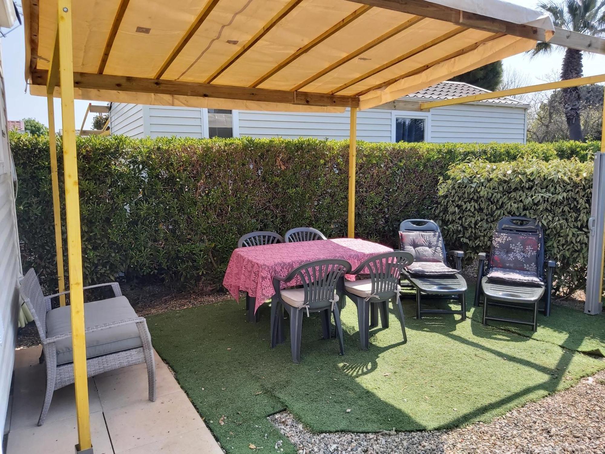 Vacances Familiales Dans Camping Avec Piscine Fréjus Δωμάτιο φωτογραφία